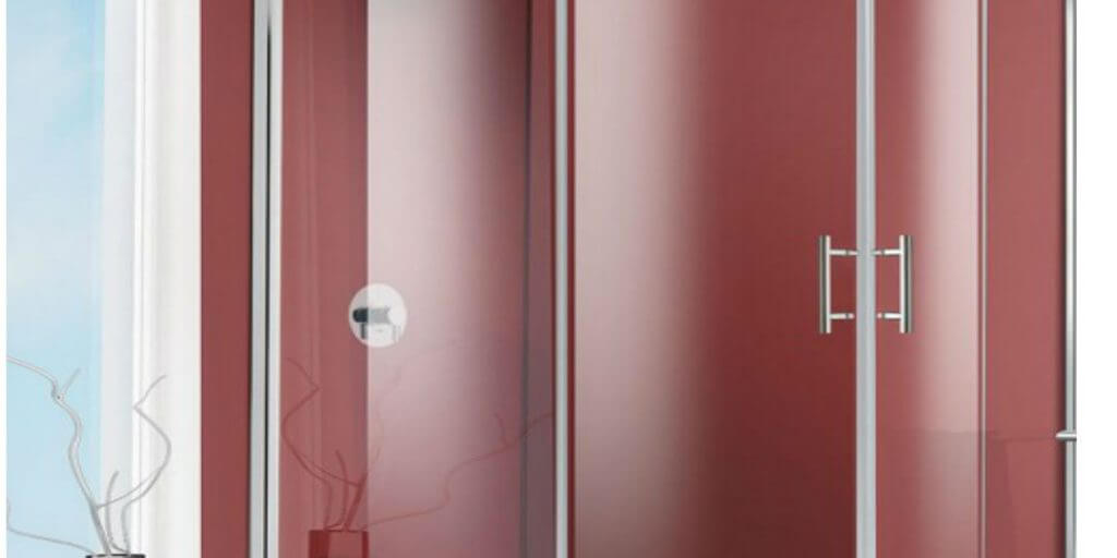 Vetro trasparente o satinato? Quale scegliere per il box doccia