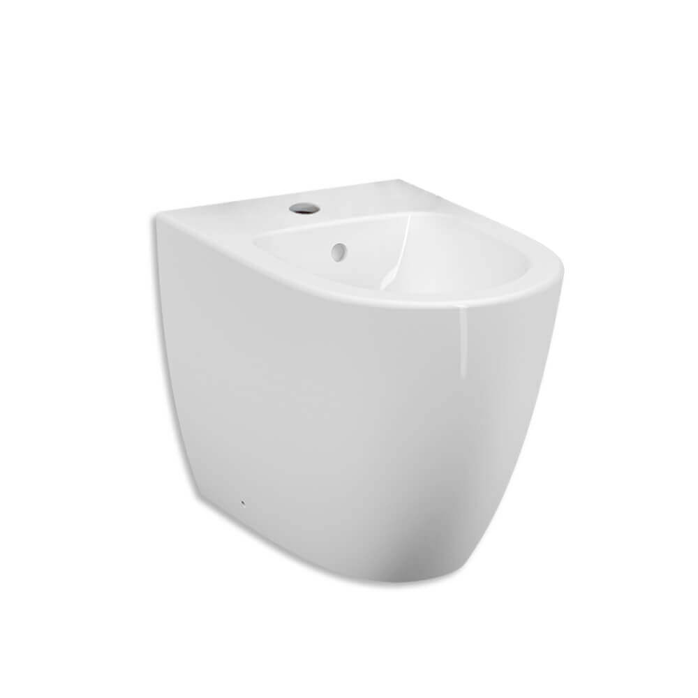 Sanitari Vitra filo parete di colore bianco lucido e scarico rimless