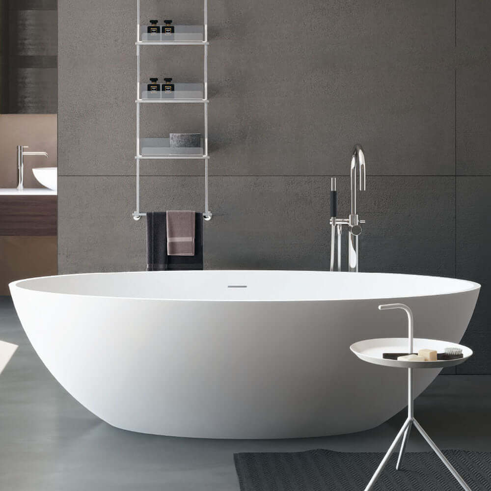 Vasca da bagno freestanding in solid surface bianco lucido o bianco opaco Mod. Carezza Treesse - Arcshop