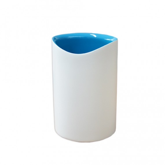 Bicchiere porta spazzolini in resina bicolore bianco e blu serie Idol di Cipì