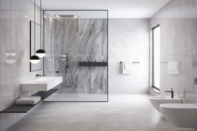 Box doccia: pro e contro del piatto doccia in marmo